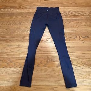 Lululemon All the right places tights - Sz 4